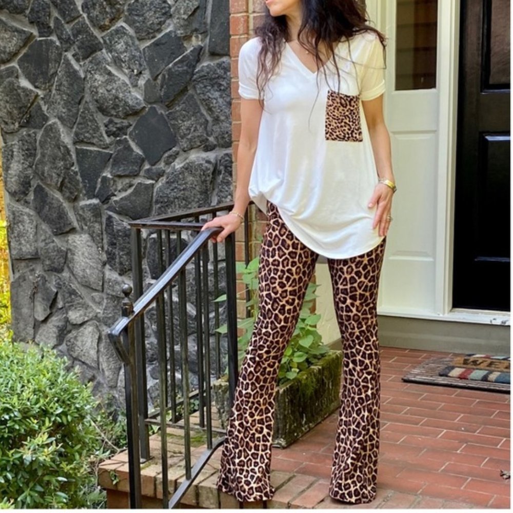 Leopard Flare Pants Pull On Leggings NEW LAST PAIR - Picture 5 of 8